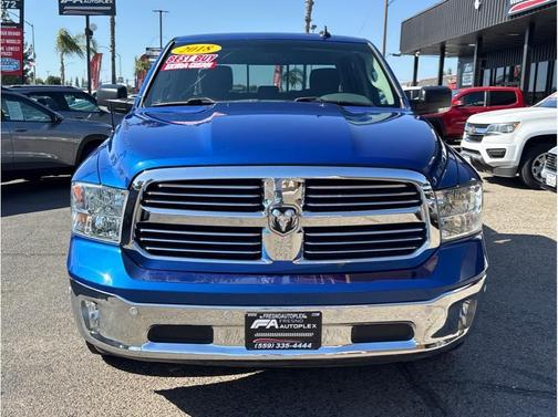 Blue Streak Pearlcoat 2018 RAM 1500 Big Horn