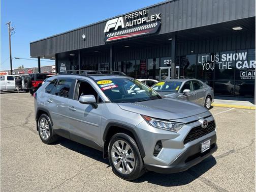Silver Sky Metallic 2021 Toyota RAV4 XLE Premium