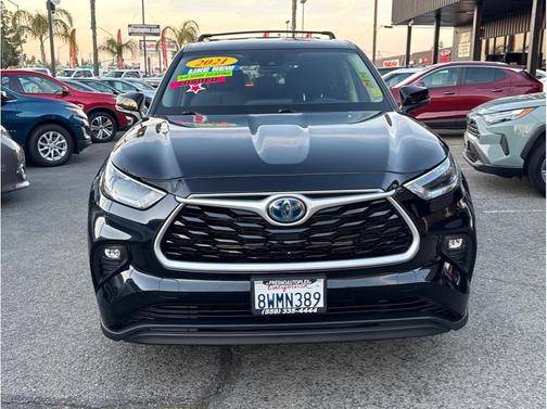 2021 Toyota Highlander Hybrid LE