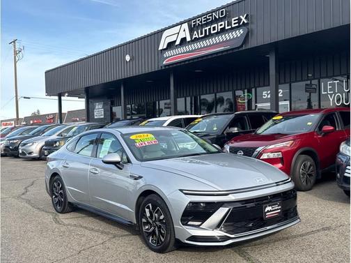 Aero Silver 2024 Hyundai SONATA SEL