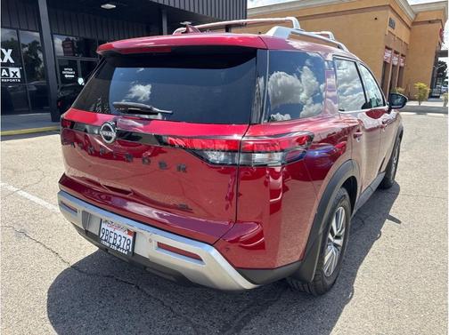 Burgundy 2022 Nissan Pathfinder SL 2WD