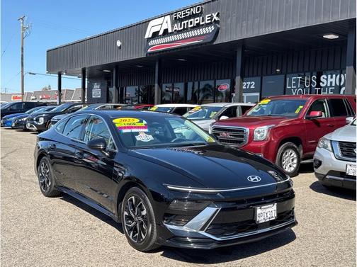 Abyss Black 2025 Hyundai SONATA SEL