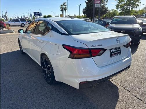 White 2025 Nissan Altima SR FWD