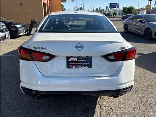 White 2025 Nissan Altima SR FWD