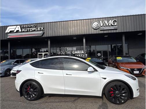 Pearl White Multi-Coat 2022 Tesla Model Y Performance Dual Motor All-Wheel Drive
