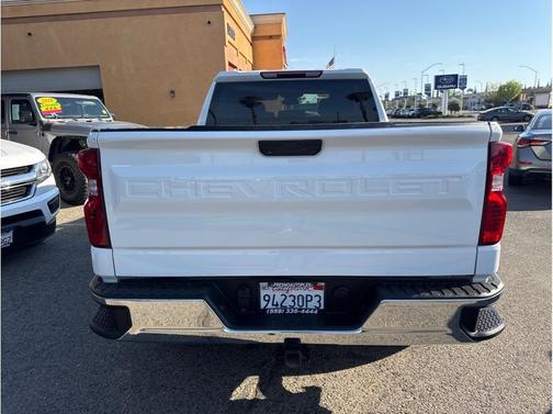 Summit White 2022 Chevrolet Silverado 1500 WT