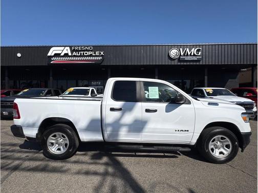Bright White Clearcoat 2022 RAM 1500 Tradesman