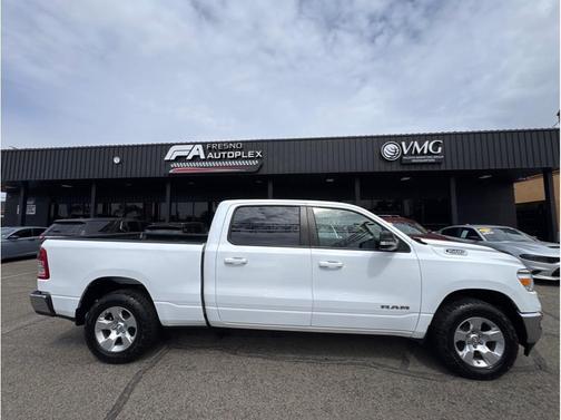 Bright White Clearcoat 2021 RAM 1500 Big Horn/Lone Star