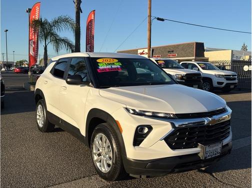 2025 Chevrolet Trailblazer LS