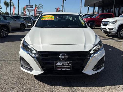 White 2025 Nissan Altima 2.5 SV
