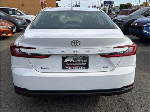 Ice Cap 2025 Toyota Camry LE