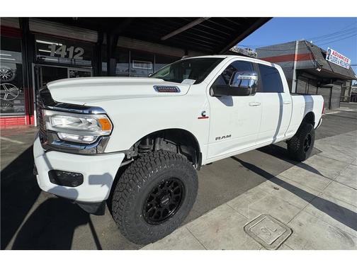 White 2024 RAM 2500 Laramie Crew Cab 4x4 6'4' Box