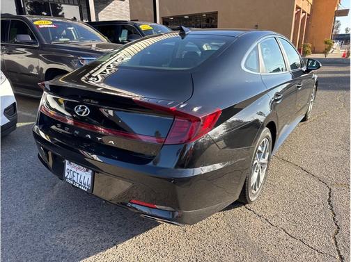 2023 Hyundai SONATA SEL