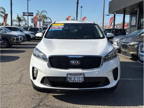 Snow White Pearl 2019 Kia Sorento LX