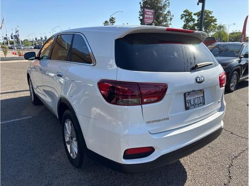 Snow White Pearl 2019 Kia Sorento LX