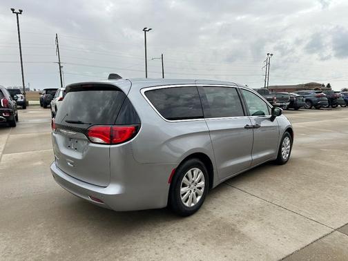2018 Chrysler Pacifica L