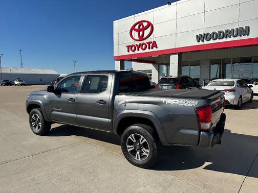 2017 Toyota Tacoma TRD Sport
