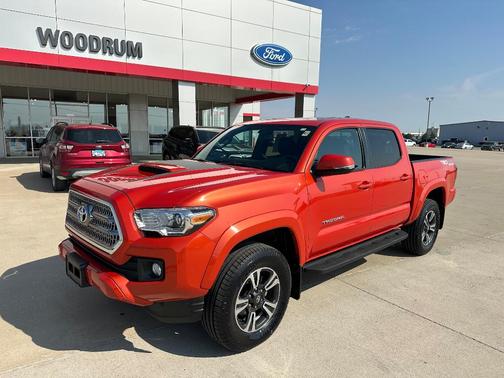2017 Toyota Tacoma TRD Sport