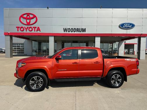 2017 Toyota Tacoma TRD Sport