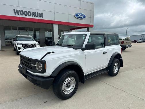 2023 Ford Bronco Base
