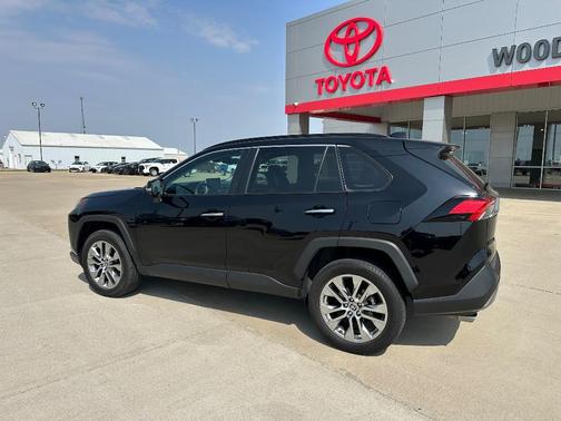 2022 Toyota RAV4 Limited