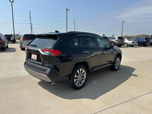 2022 Toyota RAV4 Limited