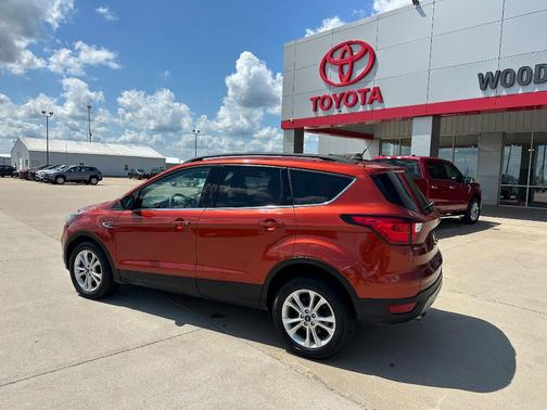 2019 Ford Escape SEL