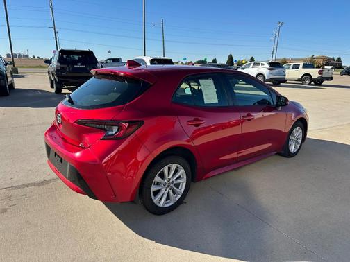 2023 Toyota Corolla Hatchback SE