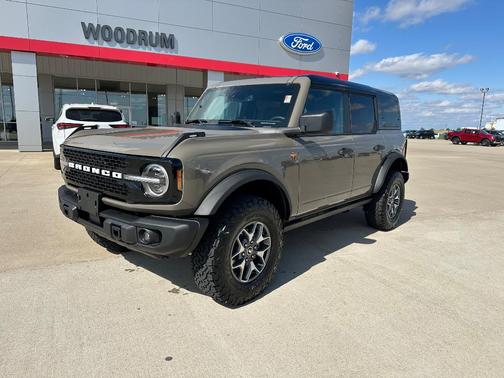 2025 Ford Bronco Badlands