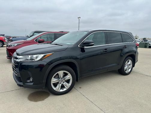 2017 Toyota Highlander Limited
