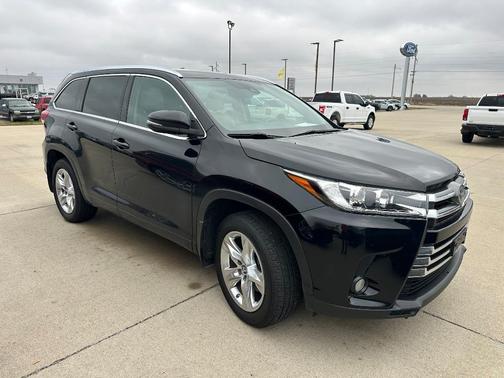 2017 Toyota Highlander Limited