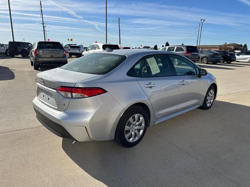 2023 Toyota Corolla Hybrid LE
