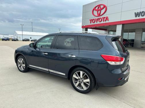 2015 Nissan Pathfinder Platinum
