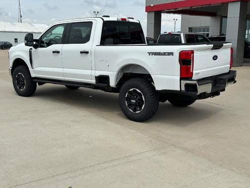 2025 Ford F-350 XLT