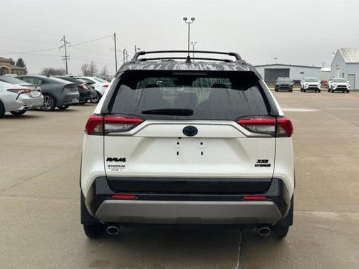 2020 Toyota RAV4 Hybrid XSE