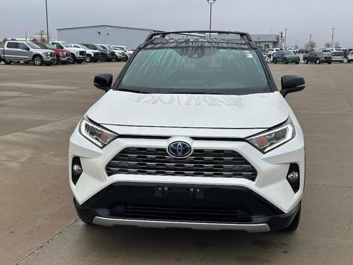 2020 Toyota RAV4 Hybrid XSE