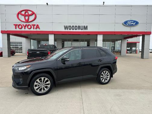 2020 Toyota RAV4 XLE Premium