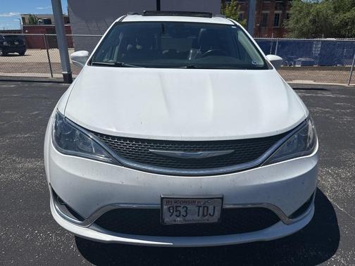 2018 Chrysler Pacifica Touring-L Plus