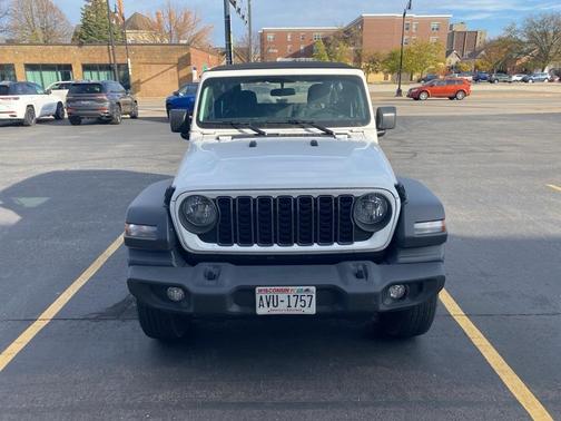 2024 Jeep Wrangler Sport