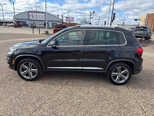 2017 Volkswagen Tiguan 2.0T Sport