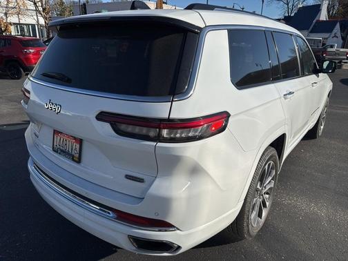 2023 Jeep Grand Cherokee L Overland