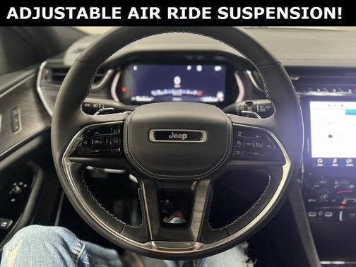 2023 Jeep Grand Cherokee L Overland