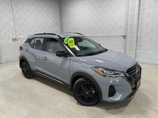 2024 Nissan Kicks SR