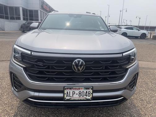 2024 Volkswagen Atlas Cross Sport 2.0T SEL R-Line