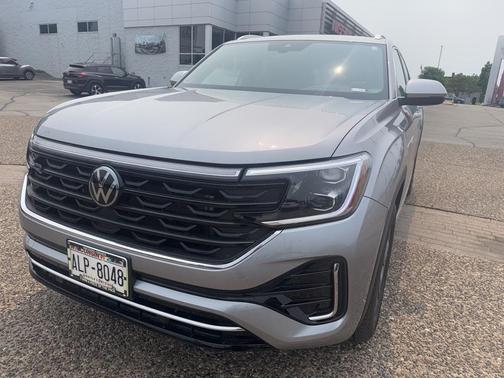2024 Volkswagen Atlas Cross Sport 2.0T SEL R-Line