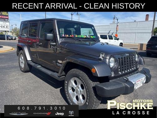 Granite Crystal Clearcoat Metallic 2014 Jeep Wrangler Unlimited Sahara