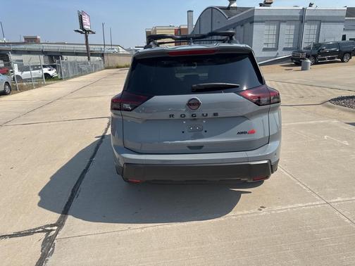 2025 Nissan Rogue Rock Creek