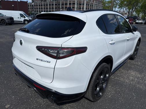 Alfa White 2024 Alfa Romeo Stelvio Veloce