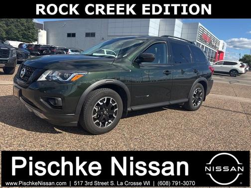 2020 Nissan Pathfinder SV