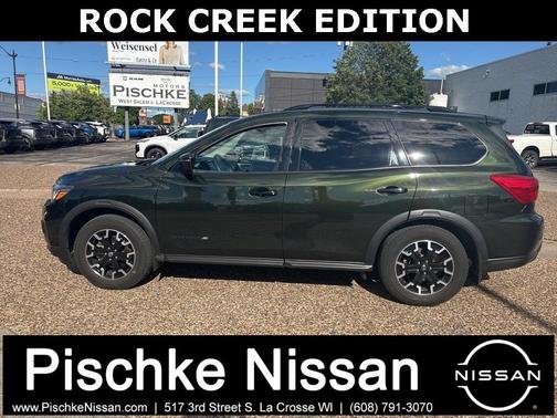 2020 Nissan Pathfinder SV